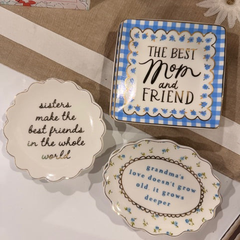 Best Mom & Friend Trinket Tray